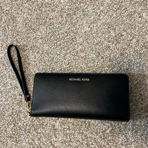 Michael Kors Saffiano Leather Continental Wallet